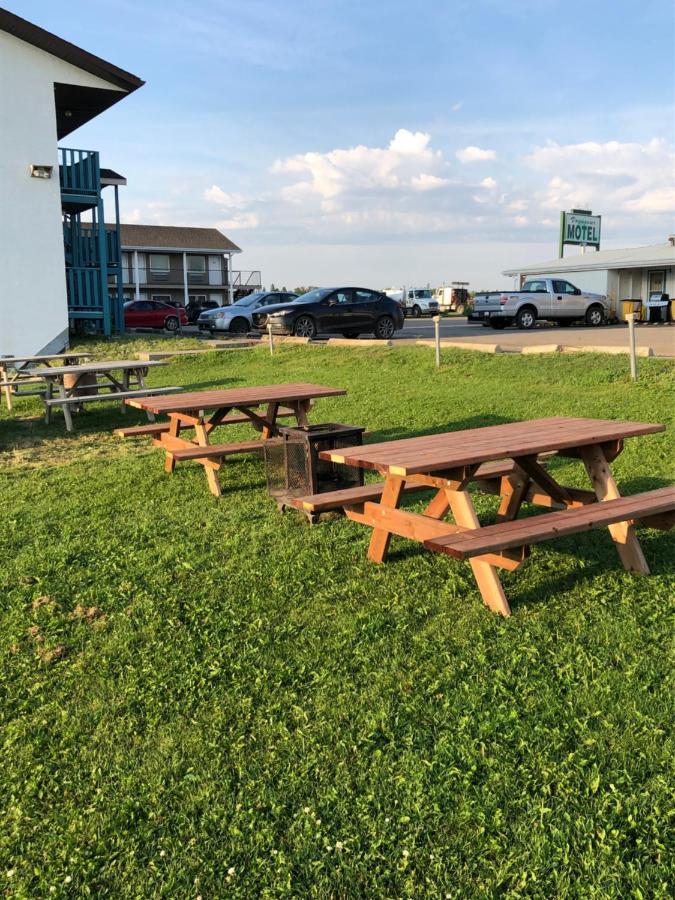 Voyageur Motel Рокі-Маунтін-Гаус Екстер'єр фото